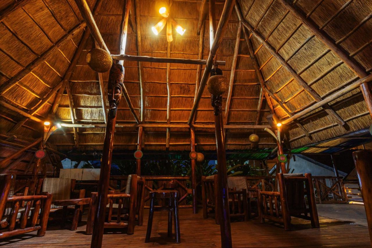 Ambrosia Heights Entebbe Hotel Eksteriør billede