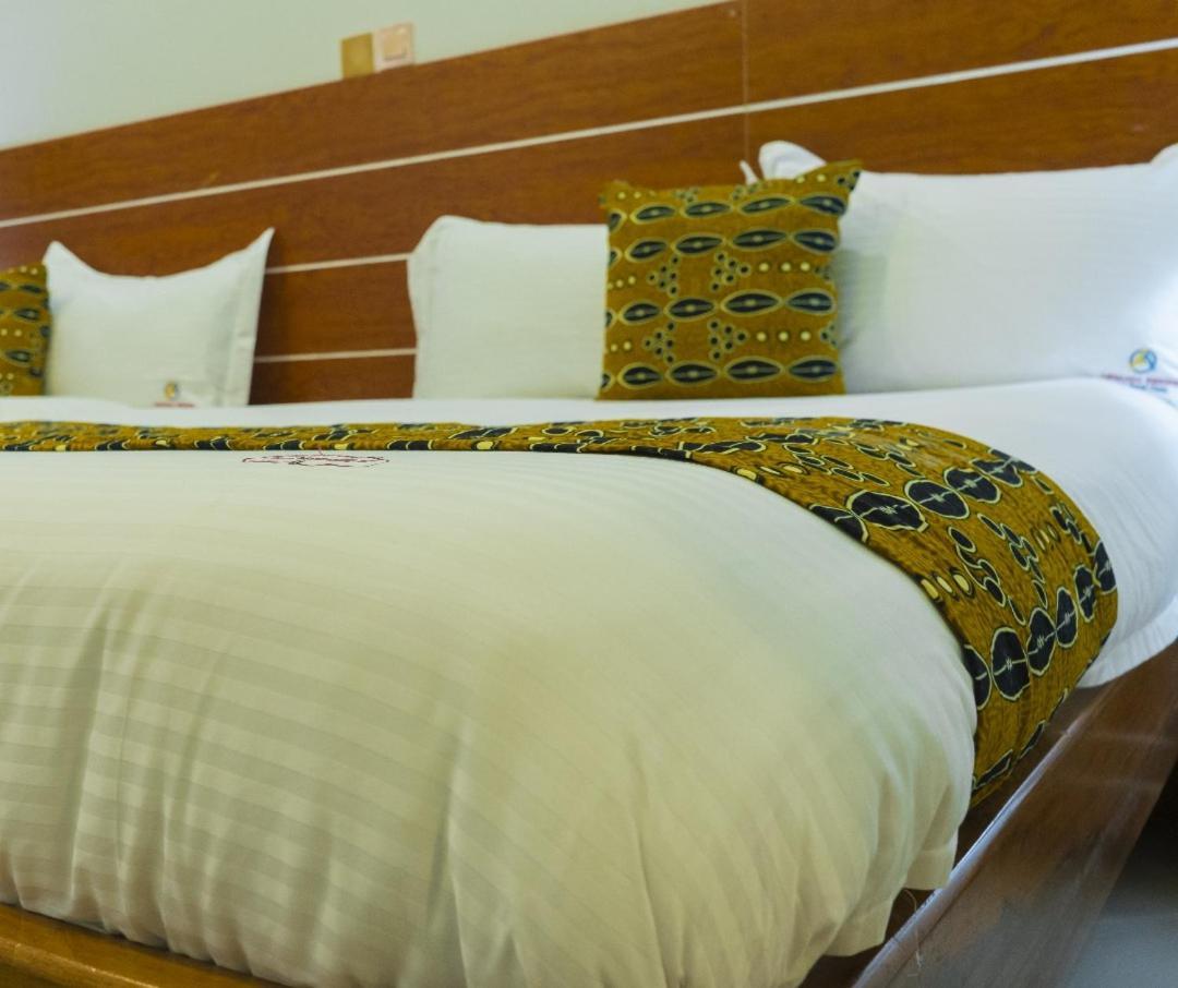 Ambrosia Heights Entebbe Hotel Eksteriør billede