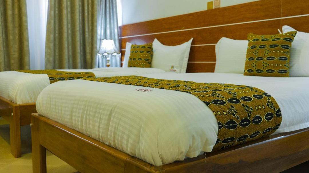 Ambrosia Heights Entebbe Hotel Eksteriør billede